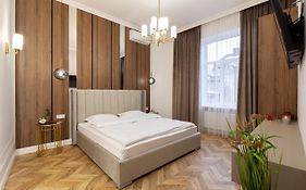 Leogrand Apartments On Horodotska 45